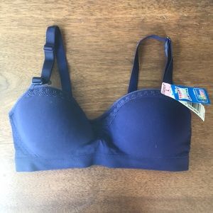 NWT wire free padded bra